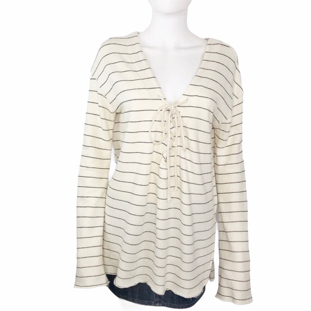 Urban Outfitters NWT Oversized Striped Ivory Sweatshirt Activewear Beach